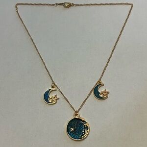 Three pendant moon and stars necklace in gold
